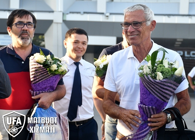 Футбол бойынша &#1256;збекстан миллий сайланды командасына бас тренер бол&#1171;ан Эктор Купер Ташкентке келди (фото)