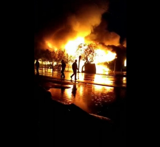 11-августқа өтер түнде Маңғыт дийқан базарында өрт жүзеге келди