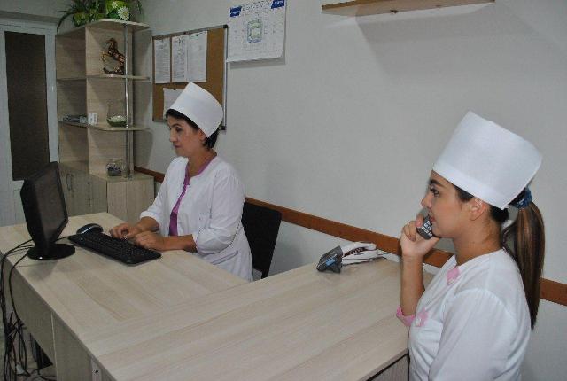 Қарақалпақстандағы перинаталь орайында ҳаял-қызлар ушын оператив байланыс тармағы иске қосылды