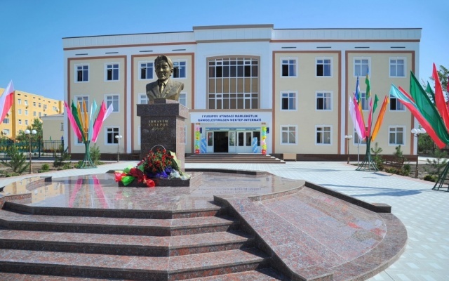 Мектеплерде оқыў қашан басланатуғынлығы мәлим етилди