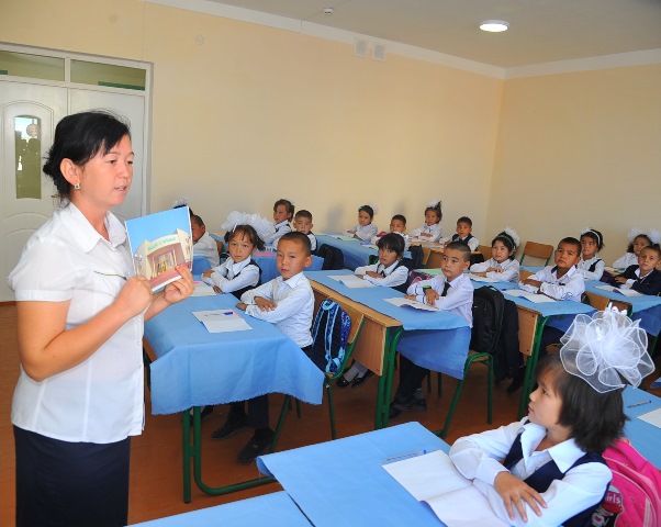 Пайтахт орайынан узақта жайласқан «Жаңа базар» МПЖ аймағында жаңа мектеп пайдаланыўға тапсырылды