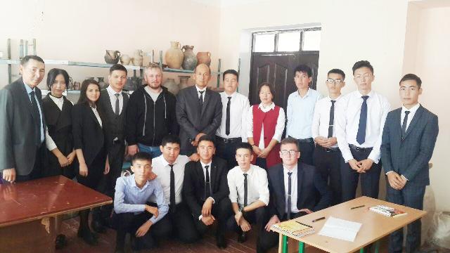 НМПИде Россия ҳәм Қазақстан Илимлер Академиялары археология институты ўәкиллери менен ушырасыў болып өтти НМПИде Россия ҳәм Қазақстан Илимлер Академиялары археология институты ўәкиллери менен ушырасыў болып өтти