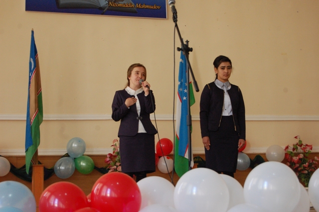 Өзбек тилине мәмлекетлик тил бийлигиниң берилгенине 29 жыл: НМПИде тил байрамына бағышланған конференция өткерилди