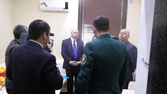 ЮНИСЕФ ўәкилханасы делегациясы Нөкис қалалық Ишки ислер бөлиминдеги арнаўлы тергеў бөлмеси менен танысты