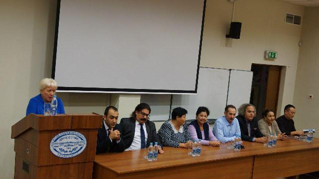 Туркияның Измир университетинде қарақалпақ тили үйретилмекте