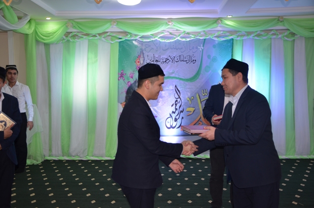 Әл-Беруний медресесинде Мәўлид байрамы мүнәсибети менен «Ҳәдис» ҳәм «Сийрат» бойынша жарыс өткерилди