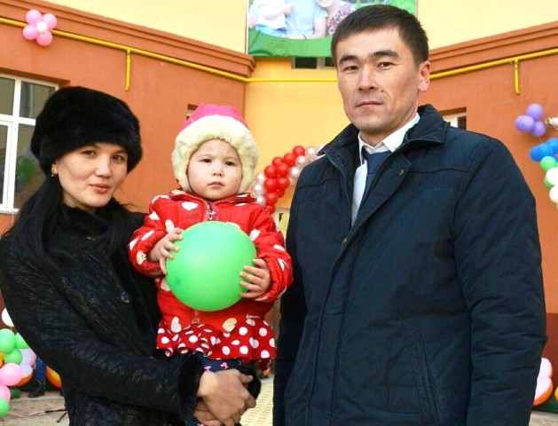 Нөкисте 48 жас шаңараққа жаңа имаратлар тапсырылды