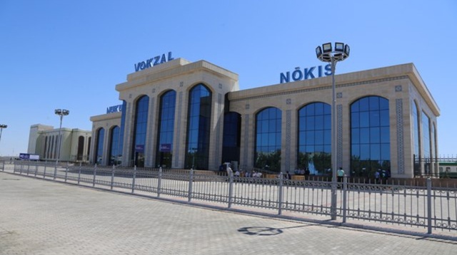 Темир жол қатнаўларына 50 процентлик шегирмелер жәрияланды. Олар кимлерге бериледи?