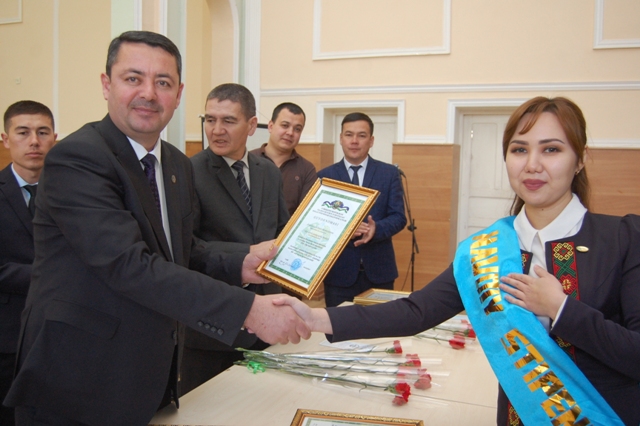 НМПИде Конституциямыздың 26 жыллығына арналған байрам илажы болып өтти