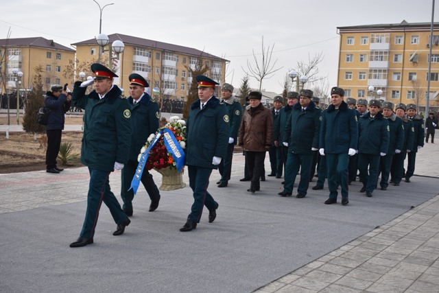 Н&#1257;кисте «Ўатан &#1179;ор&#1171;аўшылары к&#1199;ни» белгиленди (фоторепортаж)