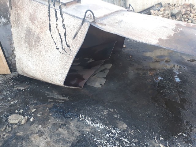 Рәсмий: Нөкис қаласында жанармай сақлаў орнында өрт жүз берди. 19 жаслы өсипирим жарақат алды