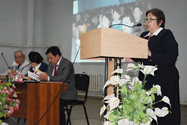 Халық билимлендириў ағласы Роза Рзаеваның юбилейи кең түрде белгиленди Халық билимлендириў ағласы Роза Рзаеваның юбилейи кең түрде белгиленди