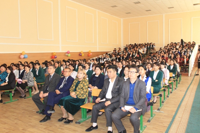 Мектепке шекемги билимлендириўди жетилистириўге арналған конференция болып өтти