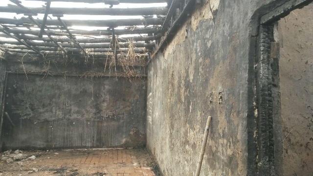 Кегейлиде шақмақ тийген жай өртенип кетти Кегейлиде шақмақ тийген жай өртенип кетти