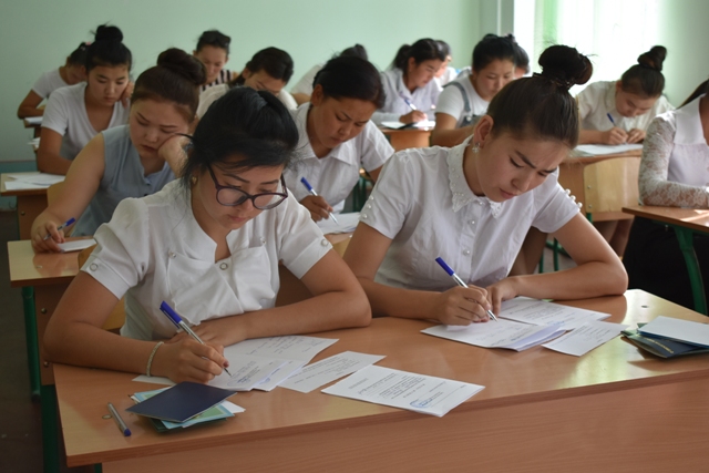 Нукус давлат педагогика институтида касбий (ижодий) имти&#1203;онлар бошланди