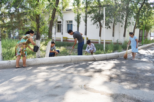 Юртимиз бўйлаб умумхал&#1179; хайрия &#1203;ашари ўтказилмо&#1179;да (фоторепортаж)