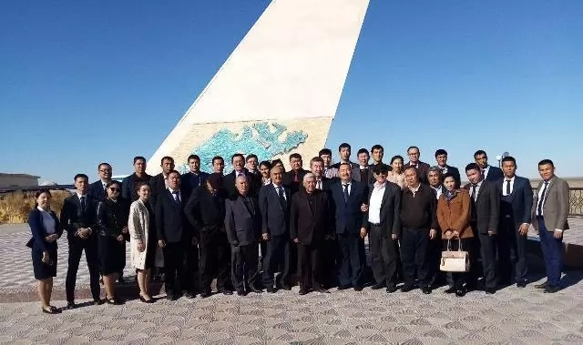 Мойнақта «Физика ҳәм экология» атамасындағы илимий-теориялық ҳәм әмелий конференция болып өтти Мойнақта «Физика ҳәм экология» атамасындағы илимий-теориялық ҳәм әмелий конференция болып өтти