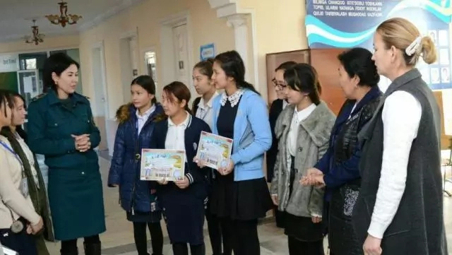 Академиялық лицейде жаслар арасында ҳуқықбузарлықтың алдын алыў бойынша илаж өткерилди