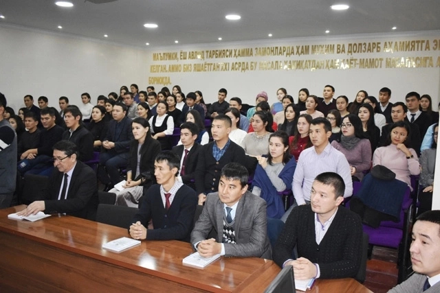 Математика ҳәм информатиканы оқытыўдың әҳмийетли мәселелери додаланды