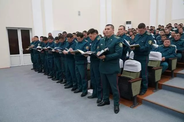 Қарақалпақстанда ишки ислер уйымларының бир неше хызметкерлери жумыстан босатылды Қарақалпақстанда ишки ислер уйымларының бир неше хызметкерлери жумыстан босатылды