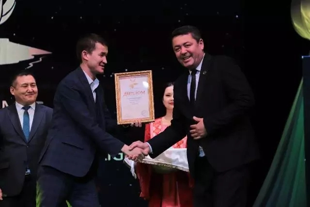 «Хошамет»ке кимлер мүнәсип деп табылды? (толық дизим)