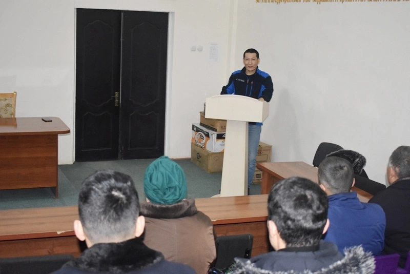 «Айт сен, Әжинияздың қосықларынан!» таңлаўының жеңимпазлары сыйлықланды