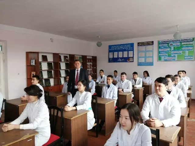 Самарқанд ветеринариялық медицина институты Нөкис филиалы оқыўды жаңа имаратта баслады