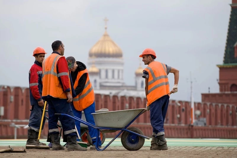 Пандемия д&#1241;ўиринде &#1179;анша пу&#1179;ара сырт еллерге жумыс ислеўге кете алмай &#1179;алды?