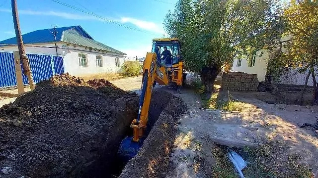 &#1178;ара&#1257;зекте ишимлик суўы жетип барма&#1171;ан айма&#1179;лар&#1171;а суў тарма&#1179;лары тартылма&#1179;та