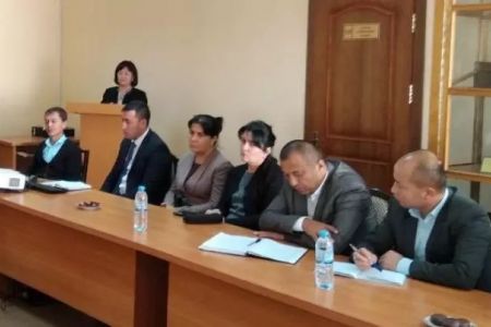 ҚМУ доценти Ташкенттеги педагог кадрларды қайта таярлаўшы орайда баянат жасады
