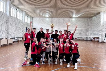 Қарақалпақстанлы волейболшы қызлар Өзбекстан суперкубоги жеңимпазы ҳәм абсолют чемпионы болды