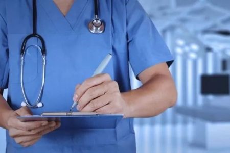 Халыққа мәмлекет есабынан көрсетилетуғын медициналық жәрдем дизими ислеп шығылады