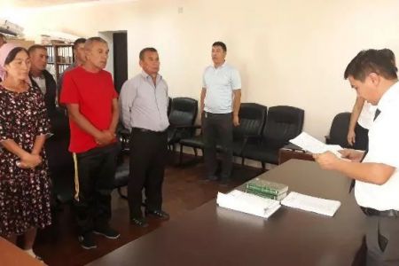 Еркинен айырыў жазасын өтеп атырған 23 жынаятшының жазасы жеңили менен алмастырылды