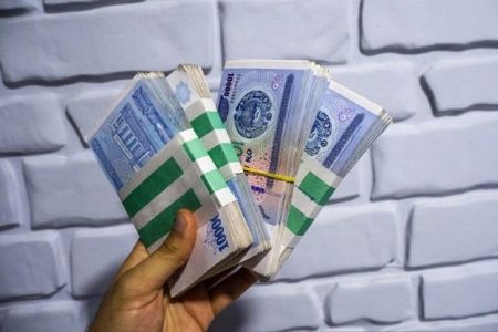 Жоқары оқыў орынларында контракт пулын төлеўдиң ең соңғы мүддети белгиленди