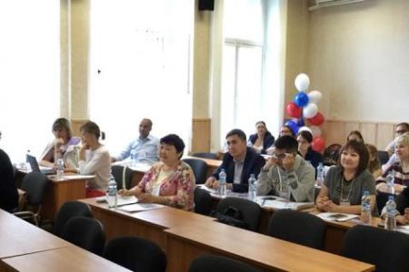 НМПИдиң 4 профессор-оқытыўшысы Англияда қәнигелигин жетилистирмекте