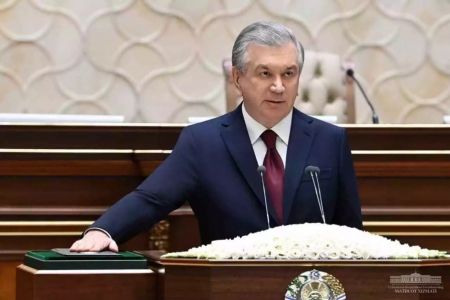 Шавкат Мирзиёев Өзбекстан Президенти сыпатында ант қабыл етти