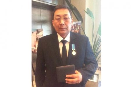 ҚМУ профессоры Шамшетдин Абдиназимов Қазақстан халқы Ассамблеясының «Бирлик» алтын медалы менен сыйлықланды