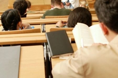 Төлемли контракт тийкарында оқып атырған студентлер ҳәм магистрантлар дыққатына!